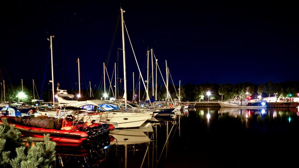Przystan Leba Resort&Restaurant ภายนอก รูปภาพ
